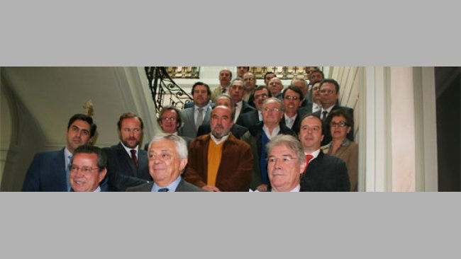 Un cocedero de altramuces para los cerdos