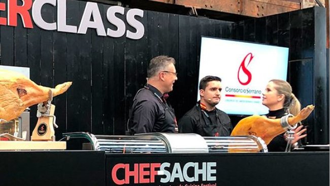 Masterclass junto al experto Reiner Reutzel y el cortador de jamón Juan Antonio López Belmonte.