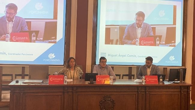 Ana Caudevilla, Narciso Samaniego y Miguel Ángel Comín (de izqda a dcha).