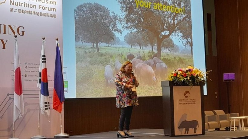 Mercedes Izquierdo Cebrián en la 6ª Conferencia Internacional del Cerdo Graso 