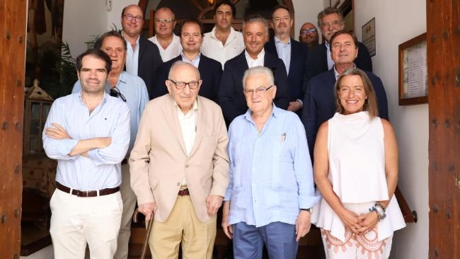 La Asociación Nacional de Industrias de la Carne de España ha sido reconocida con el “Premio Felipe González de Canales”