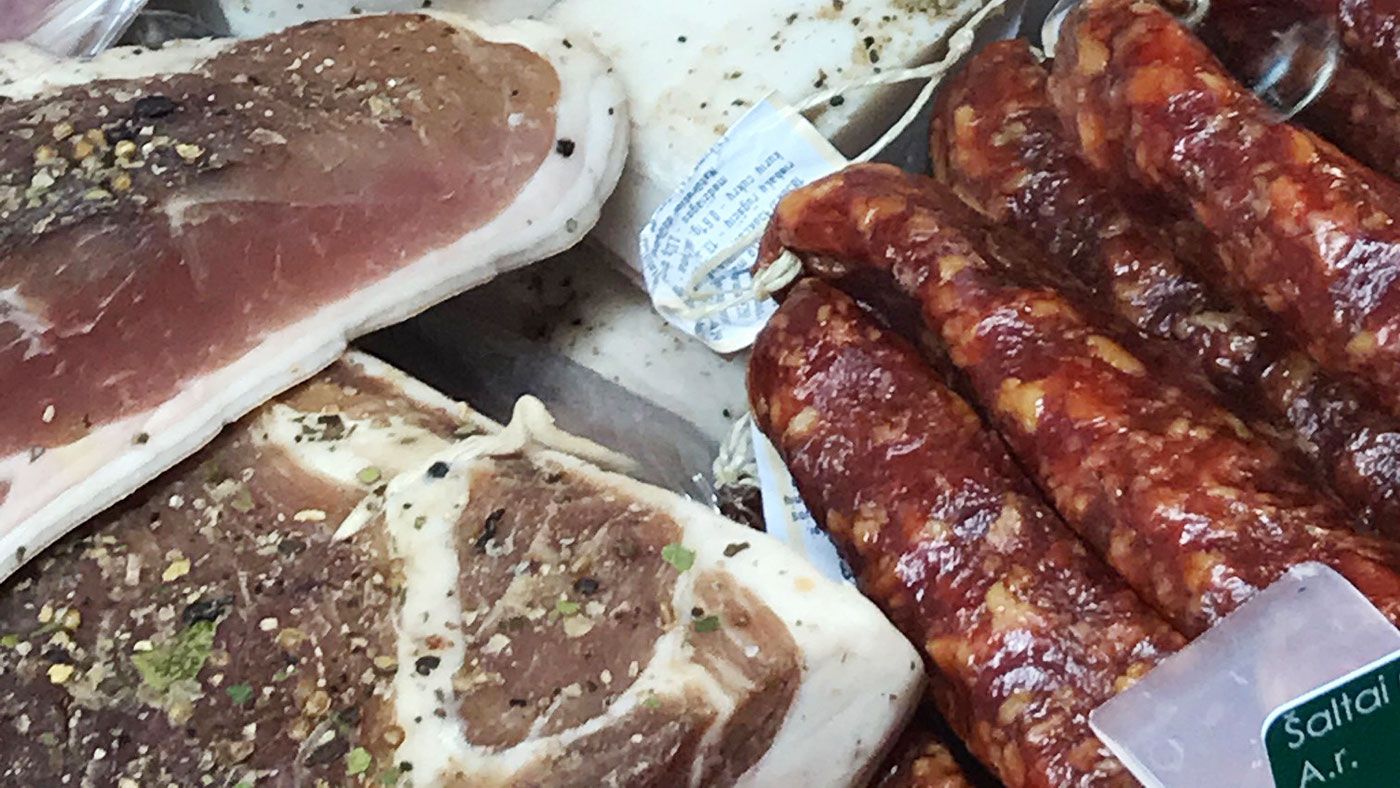 Produits carn&eacute;s sal&eacute;s et s&eacute;ch&eacute;s
