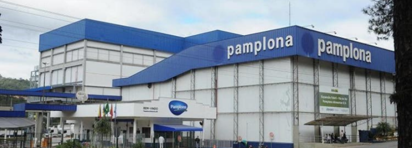 Frigor&iacute;fico da empresa mantido em Presidente Get&uacute;lio, no Alto Vale do Itaja&iacute;. Fonte: Su&iacute;no Brasil
