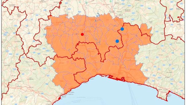 Caso confirmado em vermelho e suspeitos em azul. Zona laranja considerada infectada devido ao primeiro caso confirmado. Fonte: imagem cedida pelo CEREP e modificada por 333.
