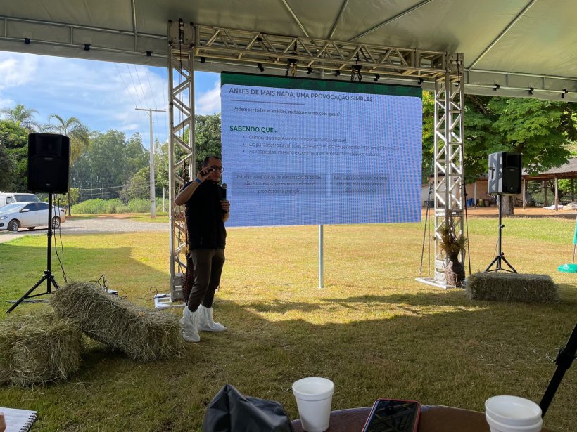 Imagem 4: Felipe Alves, nutricionista e consultor de su&iacute;nos da Agroceres Multimix.&nbsp;
