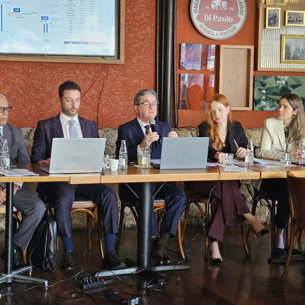 Produção e consumo de proteínas animais avançam em 2026, projeta ABPA