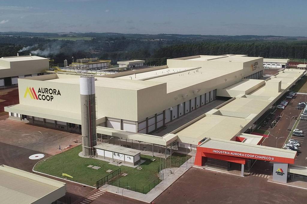 Aurora Coop obtém R$ 300M do BNDES para diversificar exportações