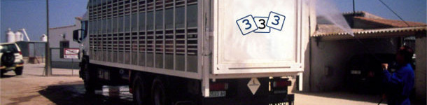 Desinfektion eines Viehtransporters
