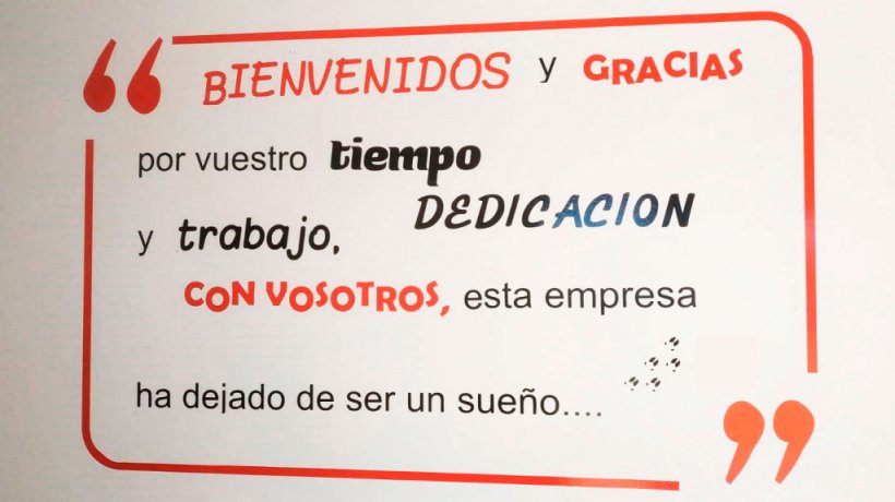 Poster all'ingresso dello spogliatoio
