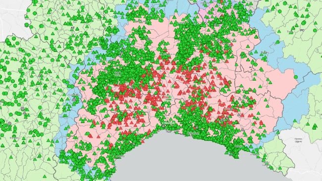 Mappa aggiornata al 2 novembre 2023 delle positività in Piemonte e Liguria. Il triangolo rosso rappresenta cinghiali positivi, triangolo verde cinghiali negativi, circolo verde rappresenta i suini domestici negativi.