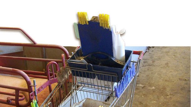 Le mollette&nbsp;utilizzate sono trasportate in un carrello con il materiale necessario per le operazioni di routine
