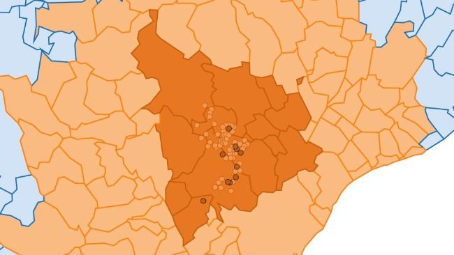 Localización detallada de los 155 casos de jabalíes silvestres detectados en la zona infectada. Círculo claro: casos de focos anteriores. Círculo oscuro: nuevos casos notificados (Fuente: Departament d’Agricultura, Ramaderia, Pesca i Alimentació).