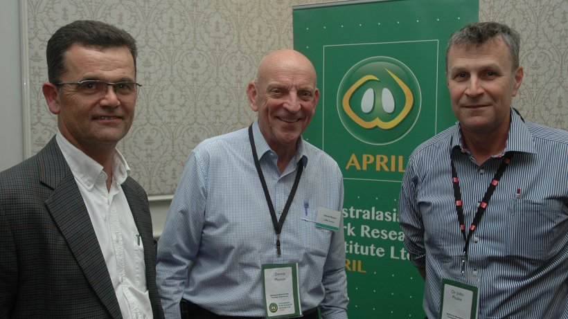 APRIL CEO & Chief Scientist, Prof John Pluske (right) described the ARC grant as significant, with improving pig welfare a hot button issue in the Australasian pork industry. He was pictured in Melbourne at the recent APRIL stakeholders’ day with APRIL Chairman Dennis Mutton (centre) and APRIL Manager Commercialisation and Research Impact, Dr Charles Rikard-Bell.