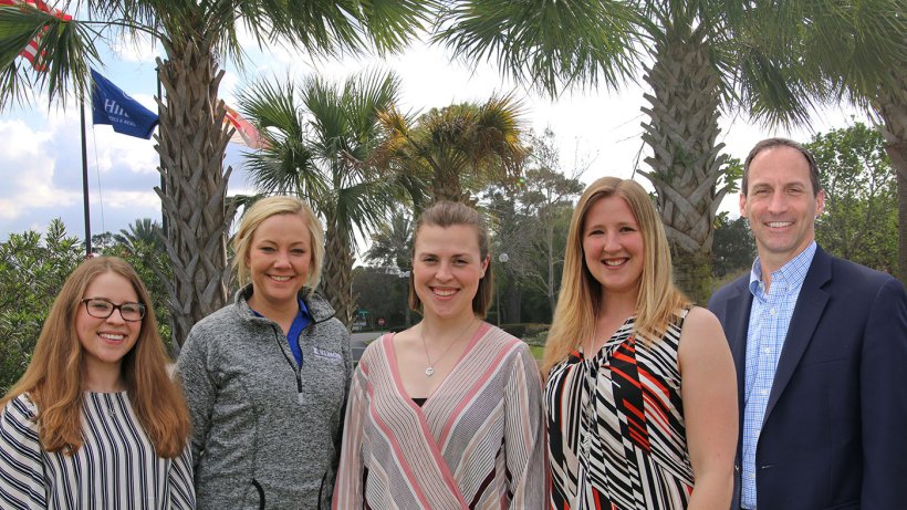 Dr Doug Sullivan (far right) presented scholarships sponsored by Elanco Animal Health. Recipients of the $1500 AASV Foundation scholarships were (from left): Anne Szczotka, Iowa State University; Brandi Burton, University of Illinois; Abby Vennekotter, University of Illinois; Kayla Castevens, North Carolina State University. Not pictured: Daniel Brown, University of Illinois.