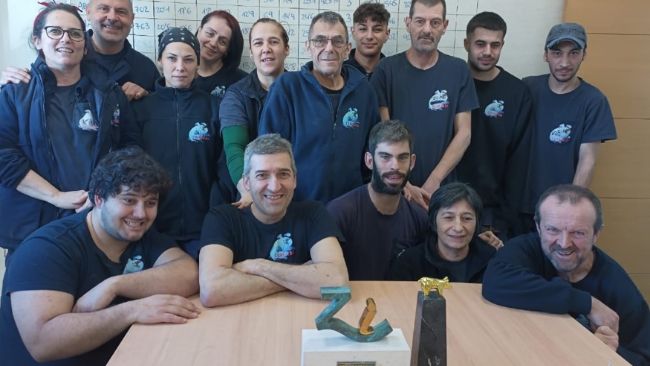 The team at the Pedregales farm is a fundamental part of the project's success.
