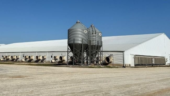 Figure 1. One of the barns at the unit we visited.