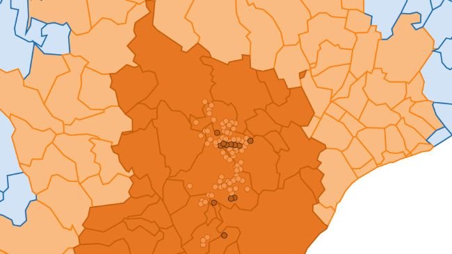 Localização detalhada dos 216 casos de javali detectados na Zona Restrita II. Círculo claro: casos anteriores. Círculo escuro: casos recentemente notificados (Fonte: Departamento de Agricultura, Pecuária, Pescas e Alimentação).