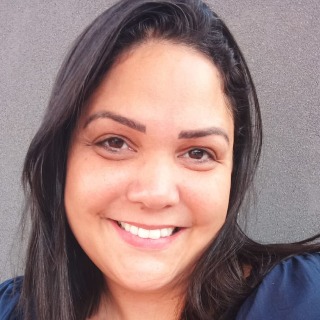 Rebecca Gomes Leão