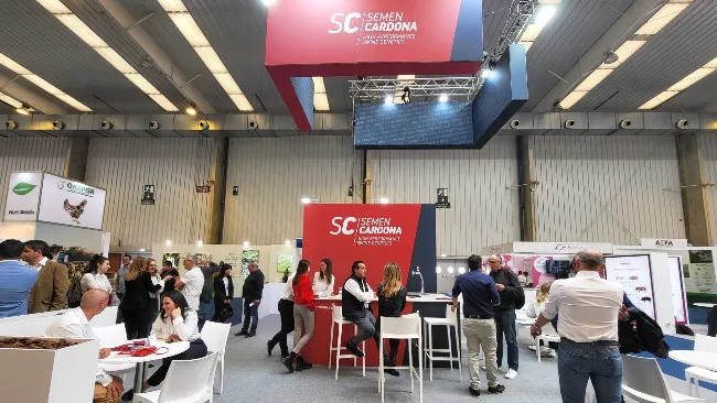 Semen Cardona destaca en FIGAN con su innovación y su compromiso con la bioseguridad del cliente