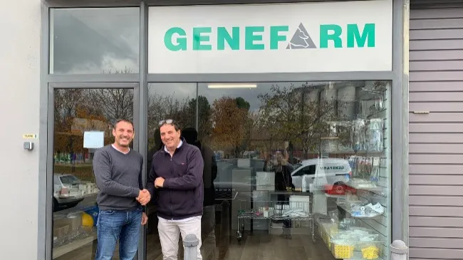 Semen Cardona incorpora a Genefarm como parte de su estructura