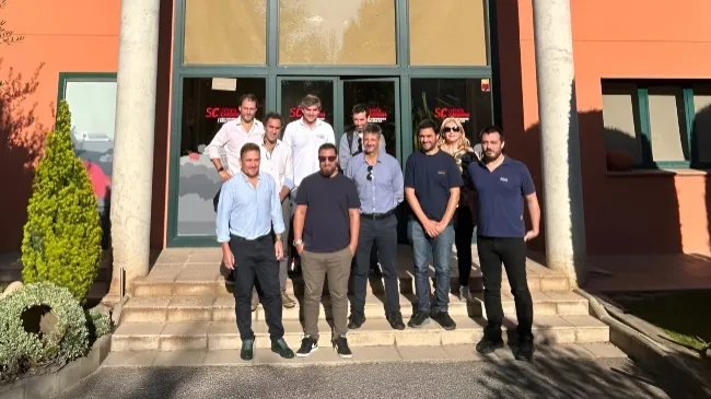Intercambio internacional: productores argentinos de porcino visitan Semen Cardona