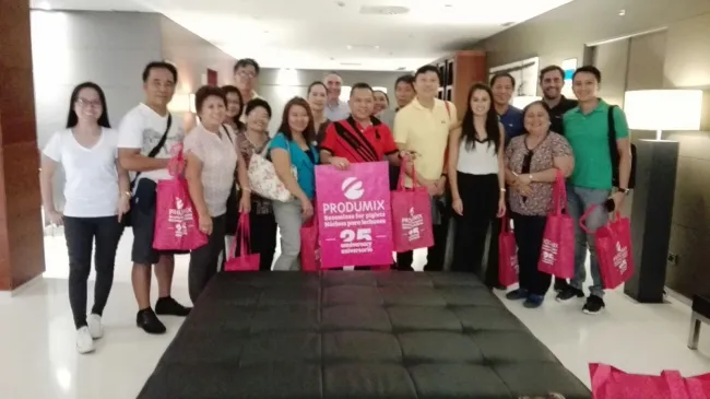 Un grupo de clientes de nuestra filial de Filipinas nos ha visitado es...