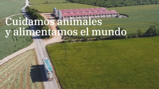 "Cuidamos animales y alimentamos el mundo"