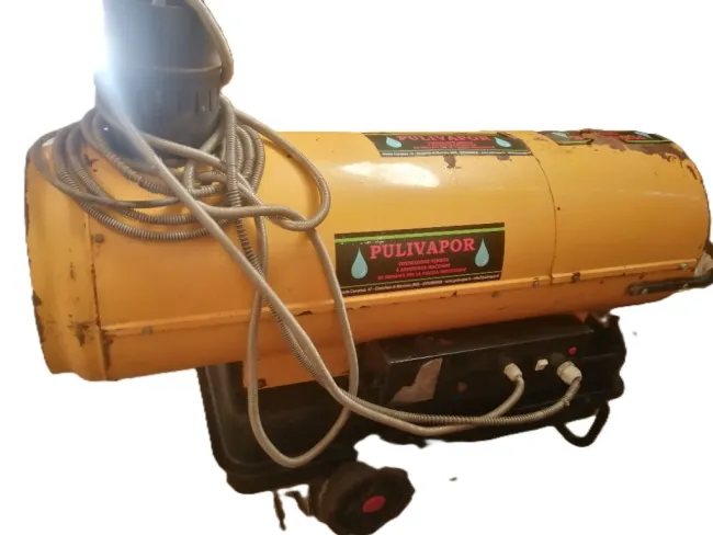 vendo nr. 2 generatori (usati) di aria calda, alimentati a gasolio, OT...