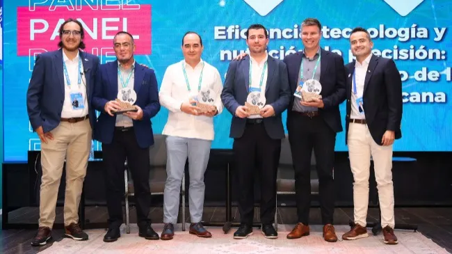 Maximus impulsó eficiencia y nutrición de precisión en granjas porcinas en el Encuentro Empresarial de la Porcicultura México 2025
