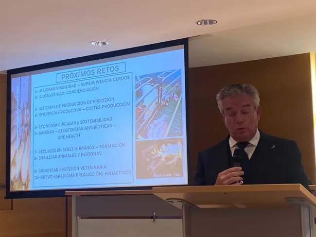 Un placer y un honor asistir a la recepción del Dr Antonio Palomo Yag...