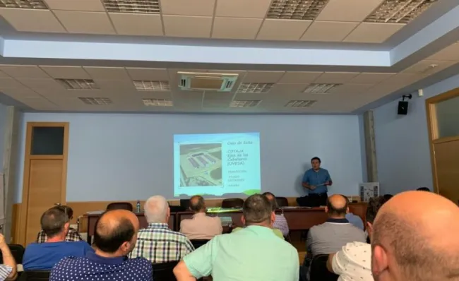 Primera charla comercial sobre PURITERMIA en Tauste http://www.isbran....
