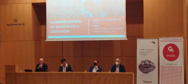 La sanidad porcina, de desafio a oportunidad. 