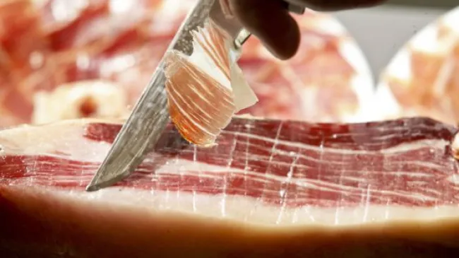 Un artículo sobre el cerdo ibérico en El País