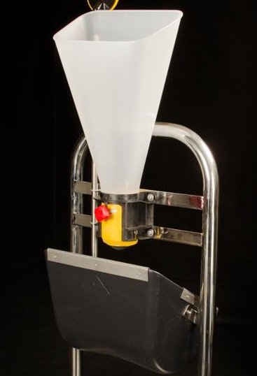 Tolva para Feeding Ball (10L) (2) Tolva para Feeding Ball (10L) (2)