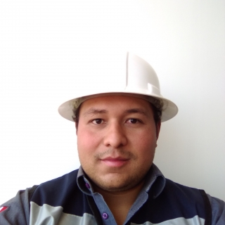 Edwin  Esquivel 