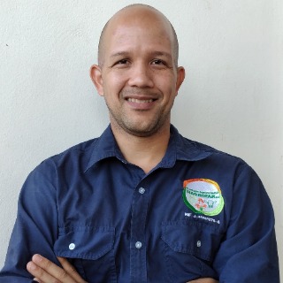 Charly J. Farfán López