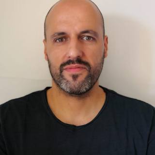 Eduard Triola