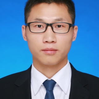 小飞 白